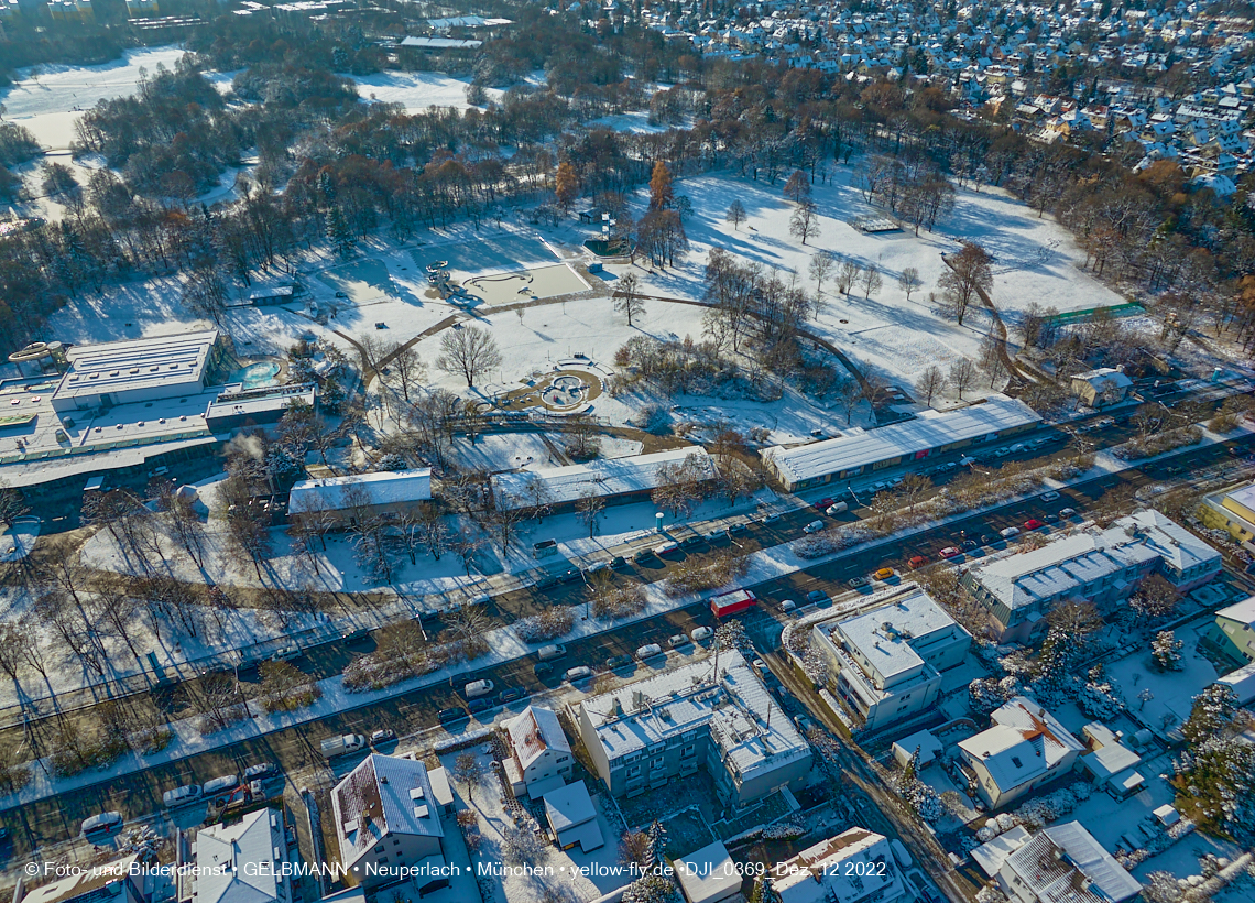 12.12.2022 -  Ostparksee mit Umgebung in Neuperlach